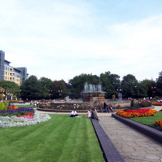Queen's Gardens