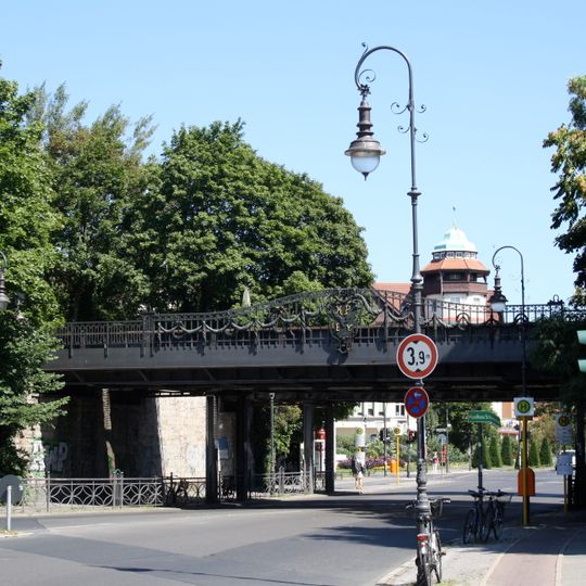 Mexikoplatz Railway Bridge