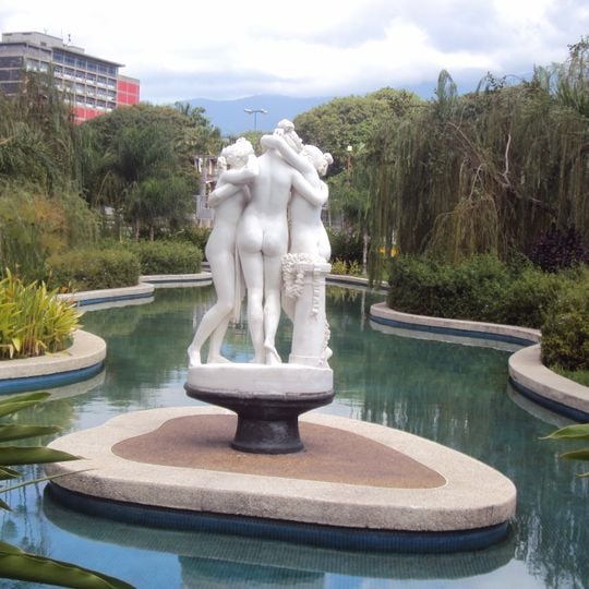 Plaza de Las Tres Gracias