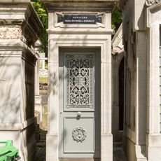 Grave of Dunois-Esnault