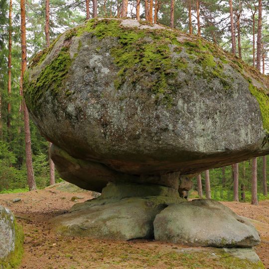 NÖ-Naturdenkmal GD-023 Felsgebilde Pilzstein
