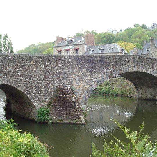 Vieux pont de Dinan