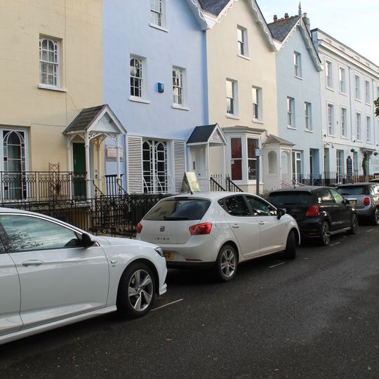 11-15, Queen's Terrace