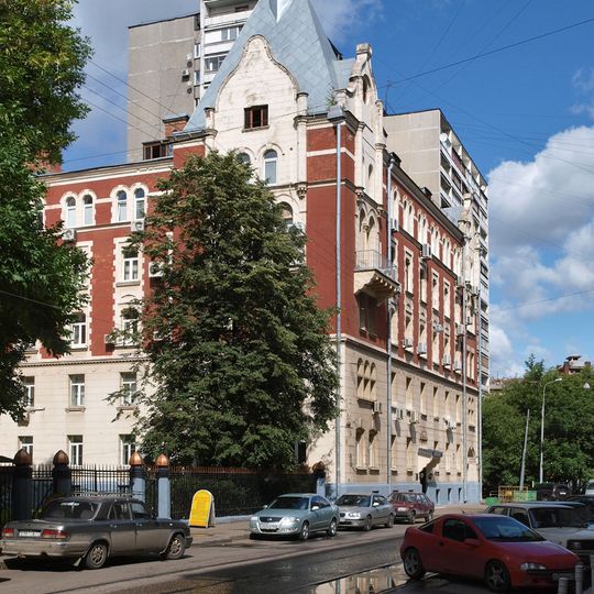 Дом дешёвых квартир для семейных