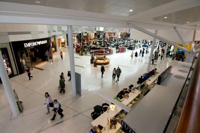 Interior 5