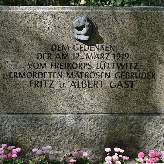 Memorial stone Red Sailors 1918