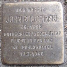 Stolperstein en memoria de John Rogozinski