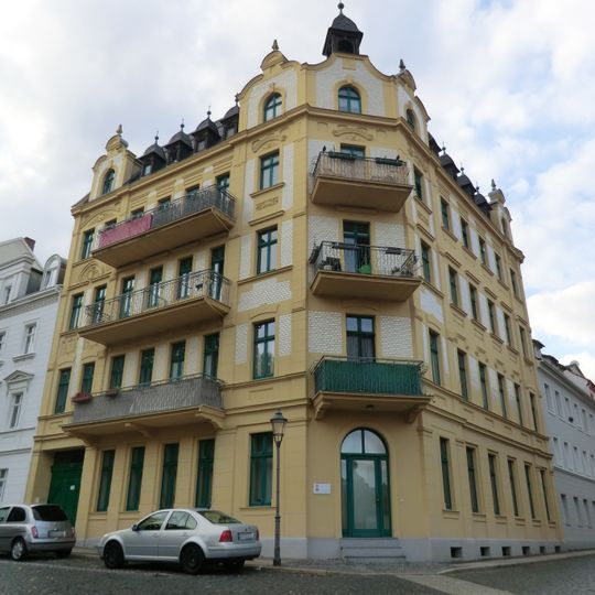 Mietshaus in geschlossener Bebauung, Eckhaus zur Kränzelstraße Jakob-Böhme-Straße 8