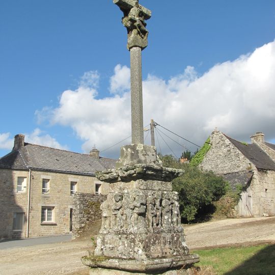 Croix de cimetière de Saint-Tugdual