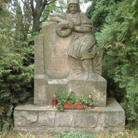 Pomník padlým v Dobříči u Prahy