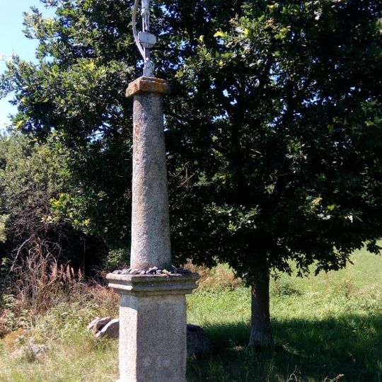 Wayside cross