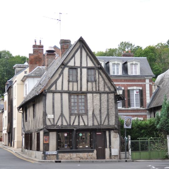 Maison à pans de bois, 16 rue de Lisieux