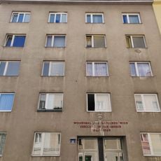 Gemeindebau Braunhirschengasse 13