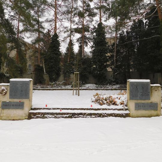 Pomník obětem Pražského povstání v Braníku