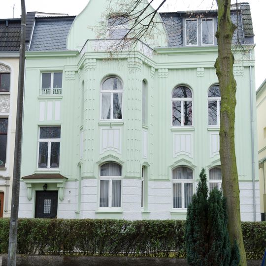 Karl-Finkelnburg-Straße 9