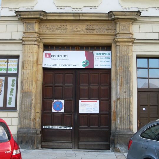 Dolní náměstí 16