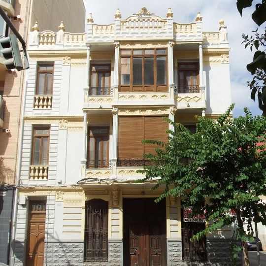 Avinguda Pare Carlos Ferris 28