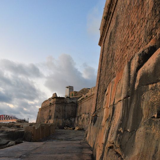 Sta Scholastica Curtain - Valletta