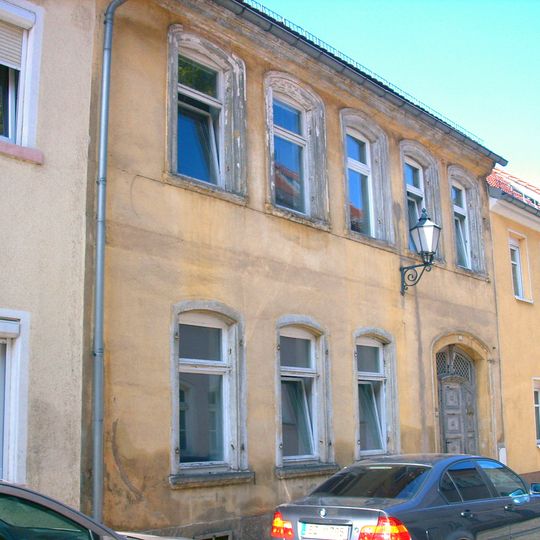 Wohnhaus in geschlossener Bebauung Rietschelstraße 7