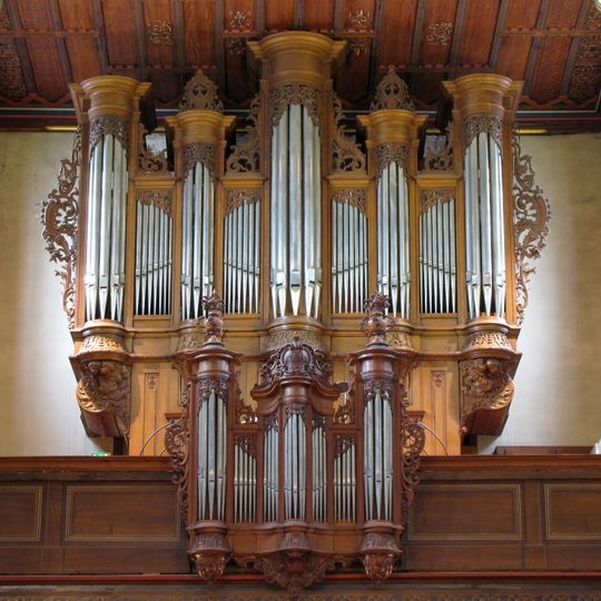 Orgue de tribune à Saint-Hippolyte