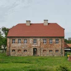 Pfarrhaus, Pücklerweg 1