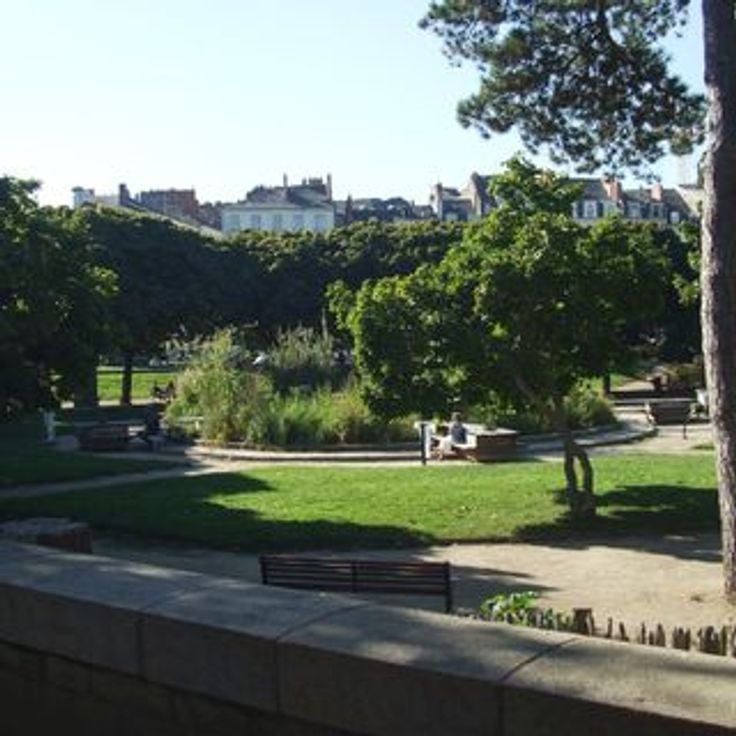 Square Jean-Baptiste-Daviais