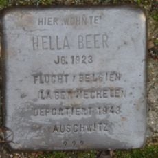 Stolperstein en memoria de Hella Beer