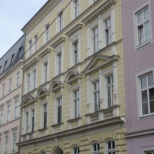 Harrachstraße 16