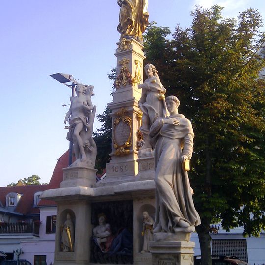Pest-, Mariensäule