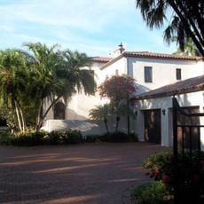 Bacheller-Brewer Model Home Estate