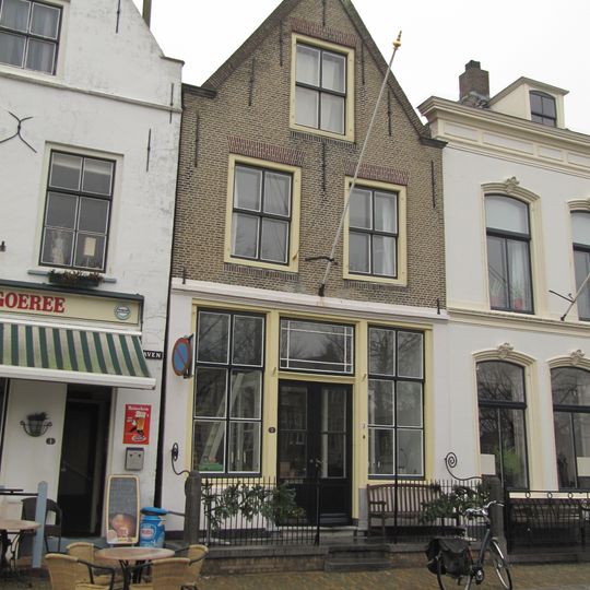 Noordzijde Haven 3, Goedereede