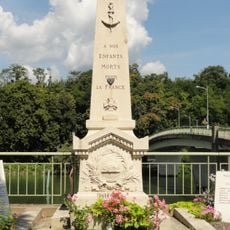 War memorial in Saint-Mammès