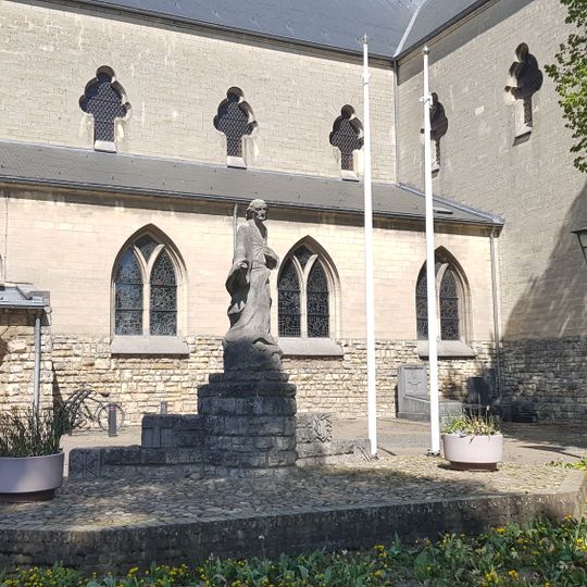 Statue of Sacred Heart of Jesus Christ