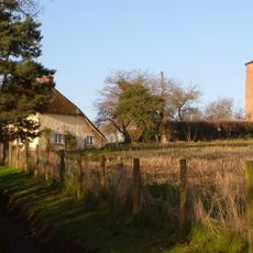 Windmill Cottage With Adjacent Barn