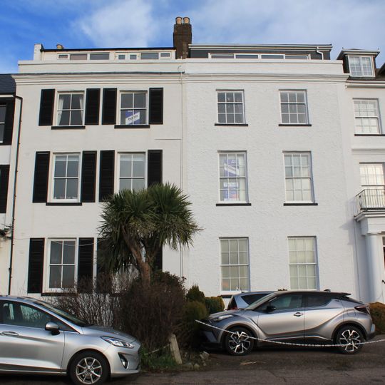 9 And 10, Louisa Terrace