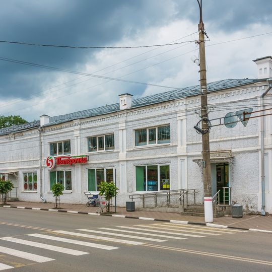 Восточный корпус торговых рядов