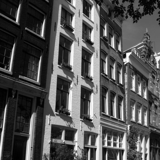 Kromme Waal 12, Amsterdam