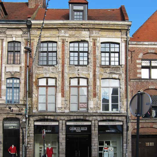 Maison, 13 place Louise-de-Bettignies