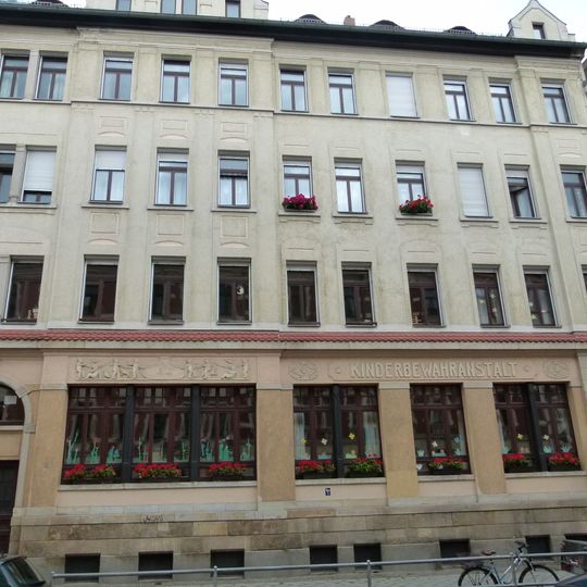 Mietshaus Meusdorfer Straße 47b