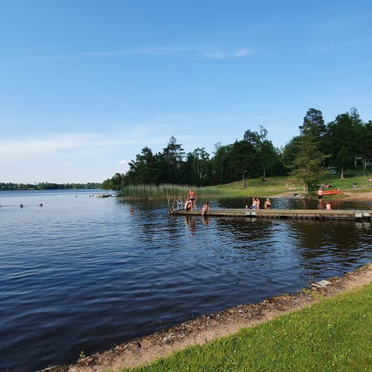 Public beach Simsjön Herrekvarn