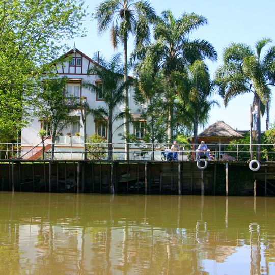 Villa Paranacito