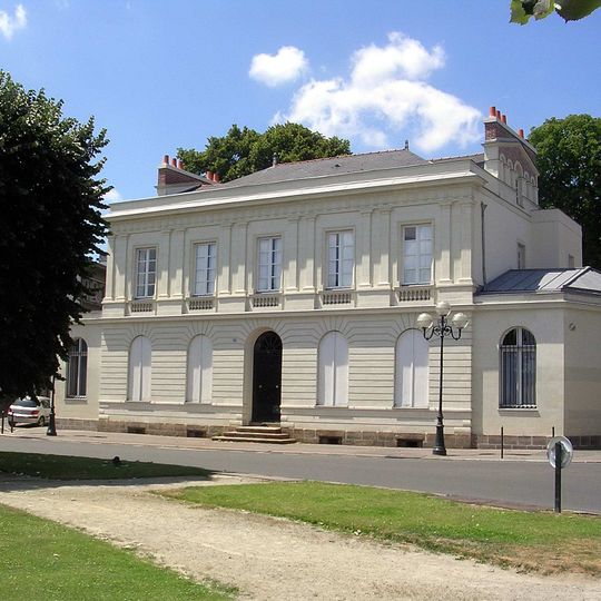 Immeuble, 5 place Mellinet