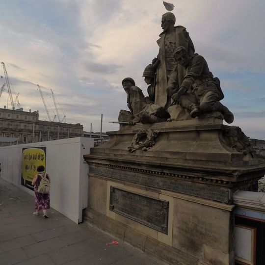 North Bridge foundation stone & war monument