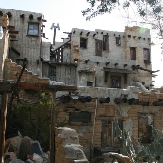 Cabot's Pueblo Museum