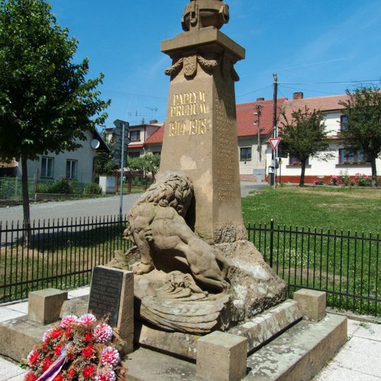 Pomník padlým v Trhovém Štěpánově