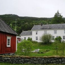 Meldal prestegård