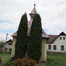 Kříž u kaple ve Stříteži pod Křemešníkem