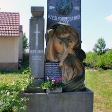 Pomník padlým v Třebešicích u Divišova