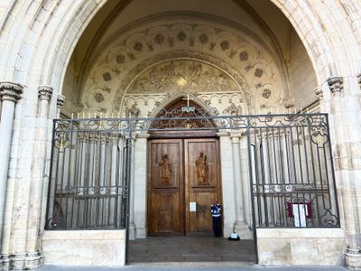 Entrance 5