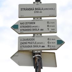 Rozcestník Stránská skála - vrchol